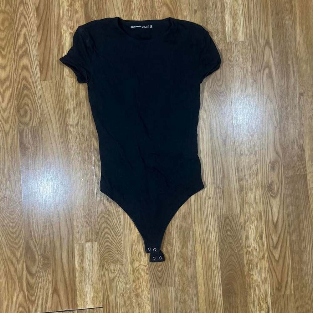 Abercrombie & Fitch Black Short Sleeve Crew Neck Bodysuit XS